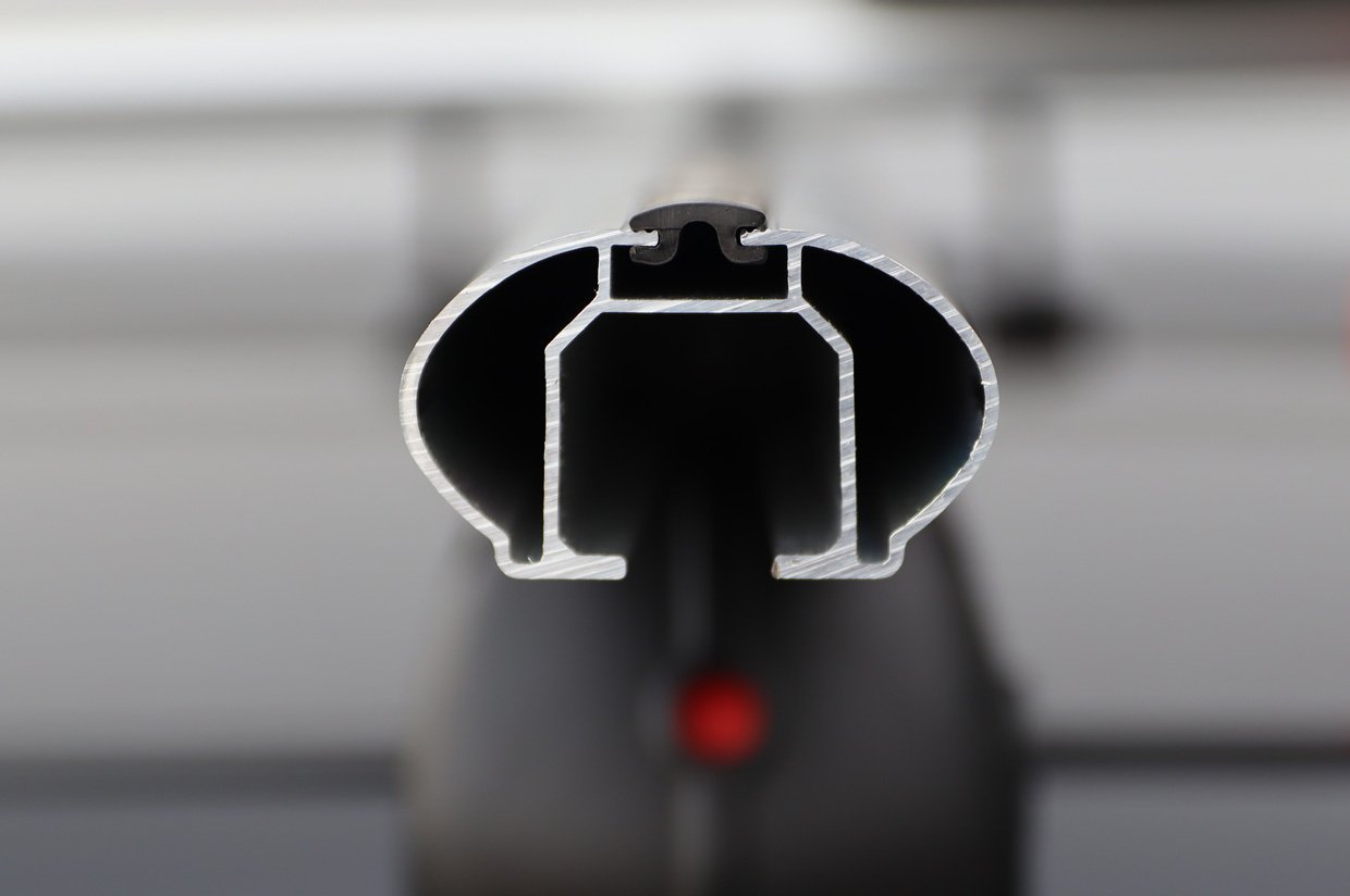 bare transversale din aluminiu cu antifurt, lungime 1350mm, model crr-02 5 Bare transversale din Aluminiu cu antifurt, lungime 1350mm, model CRR-02 - imagine 5