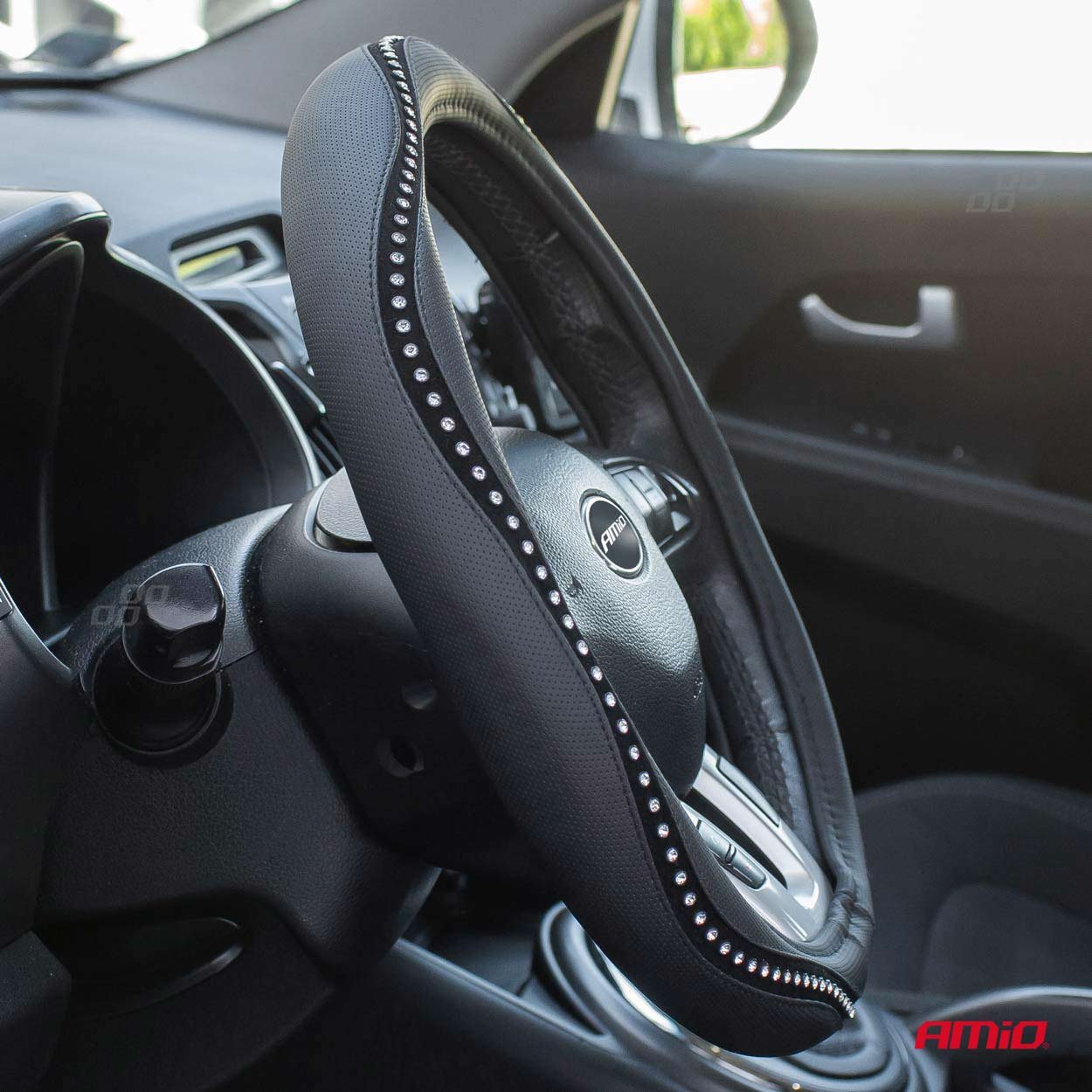 husa volan black diamond, swc-34-m (37-39cm) 5 Husa volan Black Diamond, SWC-34-M (37-39cm) - imagine 5