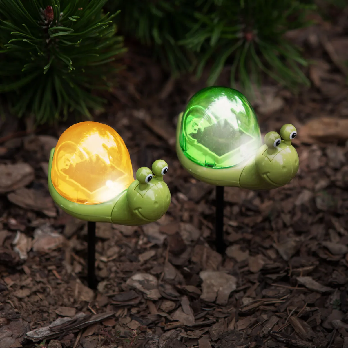 Decoratiune solara LED melc cu tarus 15 cm, lumina alb rece