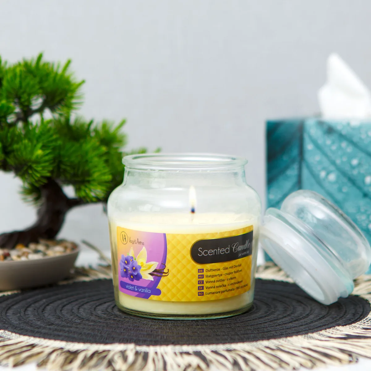 Lumanare parfumata borcan cu capac, aroma viorea si vanilie, 310 g