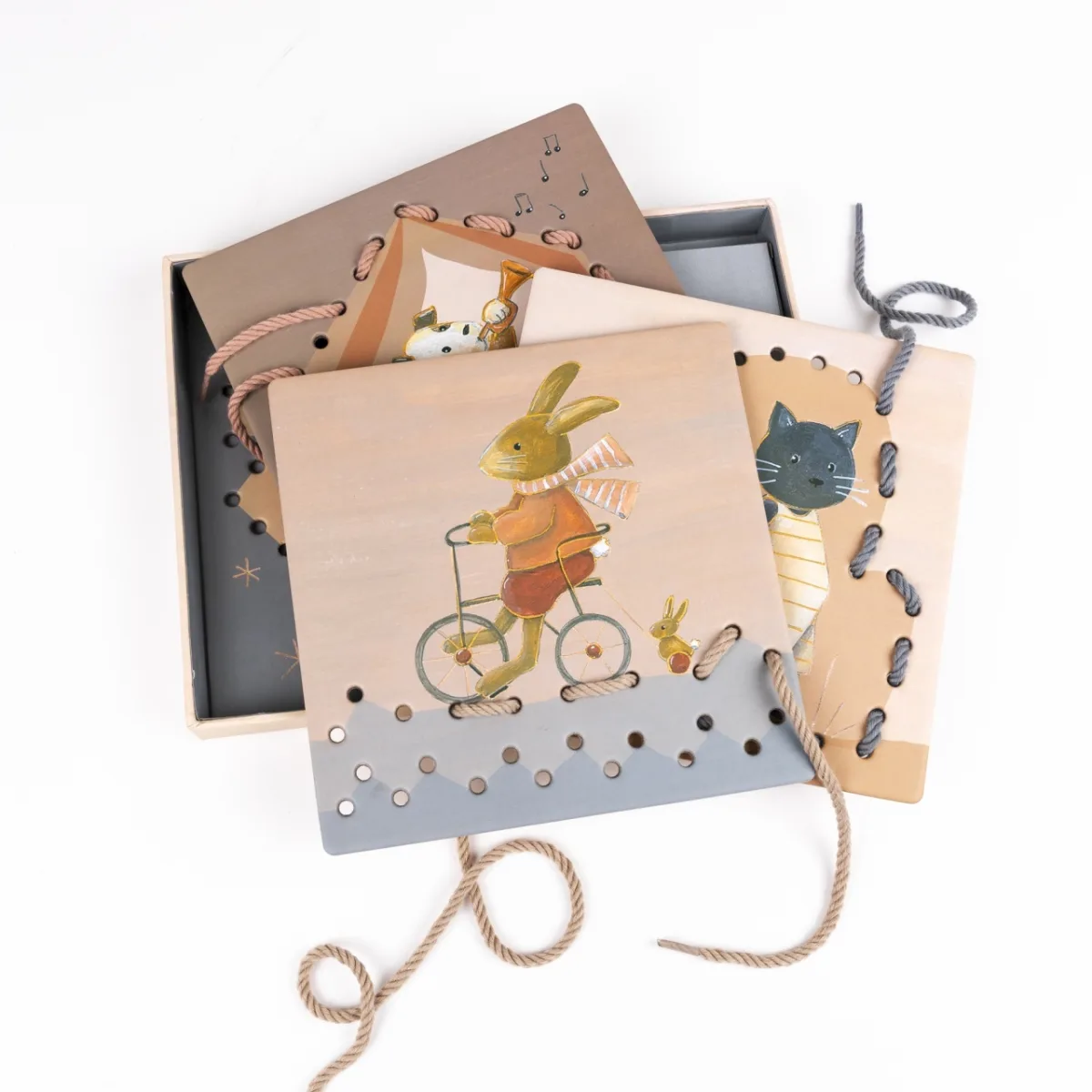 Planse de cusut cu siret, Egmont Toys - imagine 2