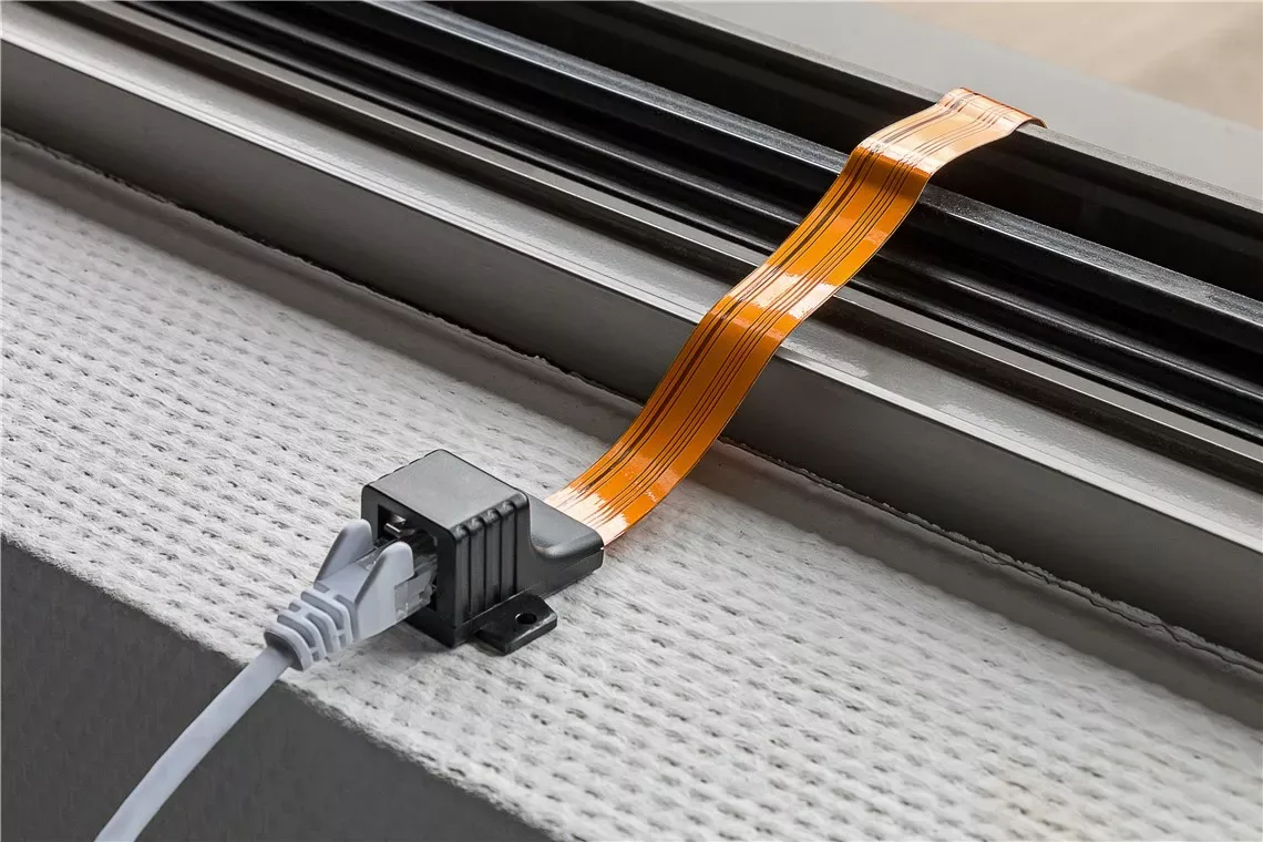 Cablu de trecere fereastra RJ45 LAN ultra-slim 0.5m Goobay - imagine 2