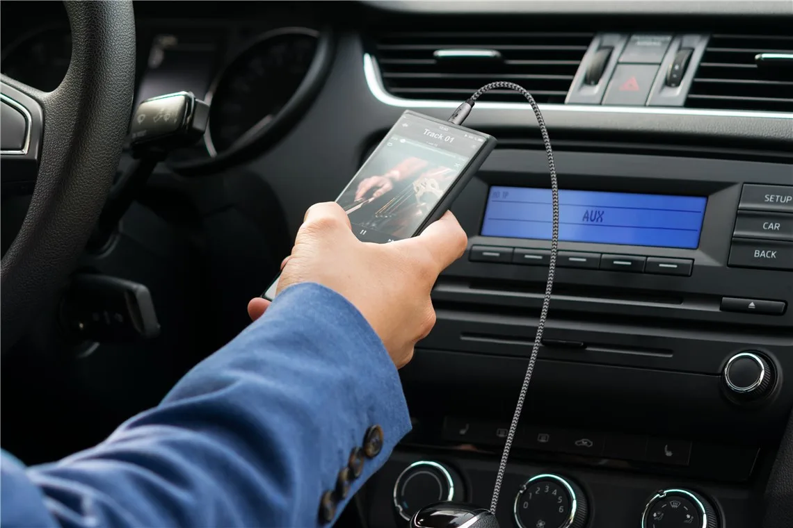 Cablu audio stereo AUX Jack 3.5 mm tata-tata 3m premium extrem de flexibil textil negru Goobay Plus 65275 - imagine 6