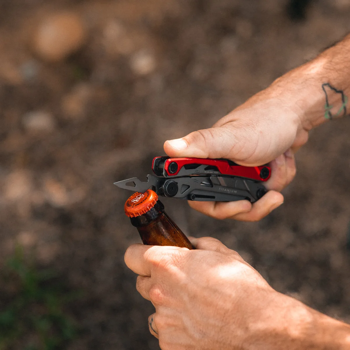 TRUE UTILITY Ti POCKET MULTI TOOL TRU-MTL-0004-G 7 functii acoperite cu nitrura de titan - imagine 5