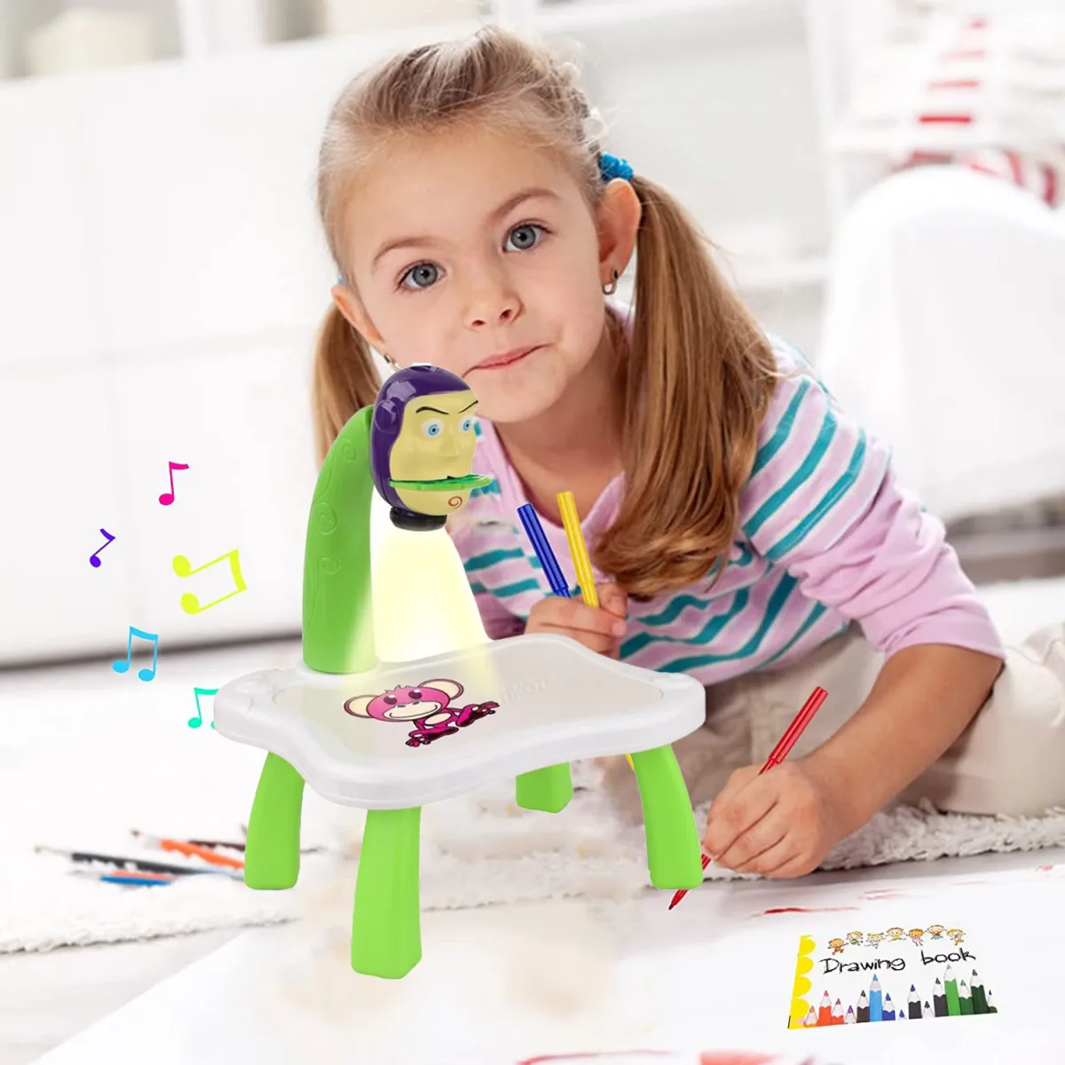 Jucarie educationala Macvi® tip tabla cu proiector, hologram, 3 discuri, 24 sabloane, 12 carioci, masa de desen Toy Story, verde - imagine 3