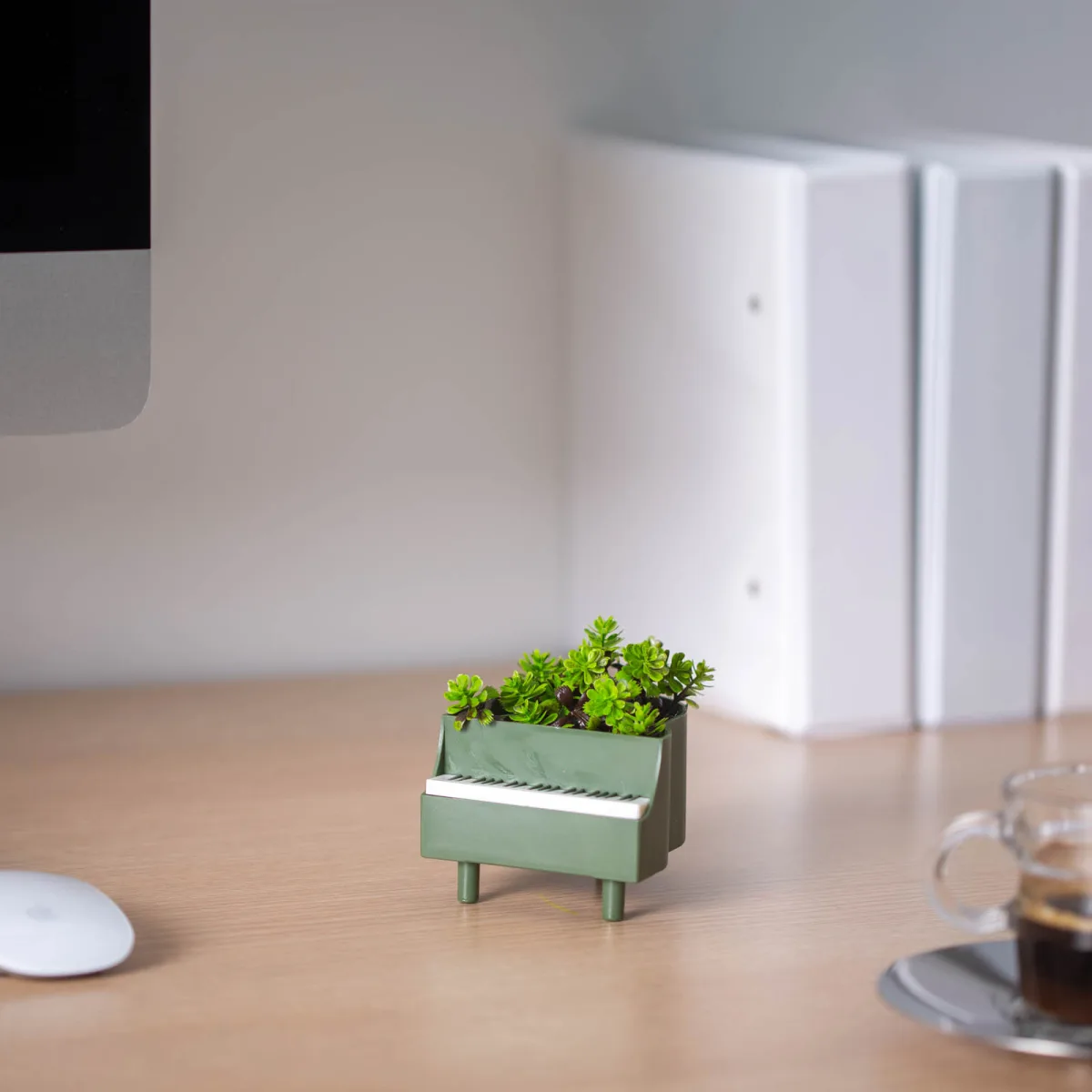 Planta artificiala decorativa suport pian 9 cm, 4 modele, decor casa birou modern - imagine 3