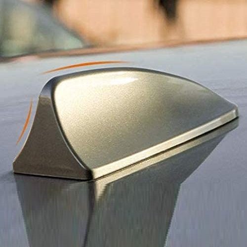antena auto activa am - fm tip "shark tail" culoare gold 1 Antena auto activa AM - FM tip "SHARK TAIL" culoare GOLD