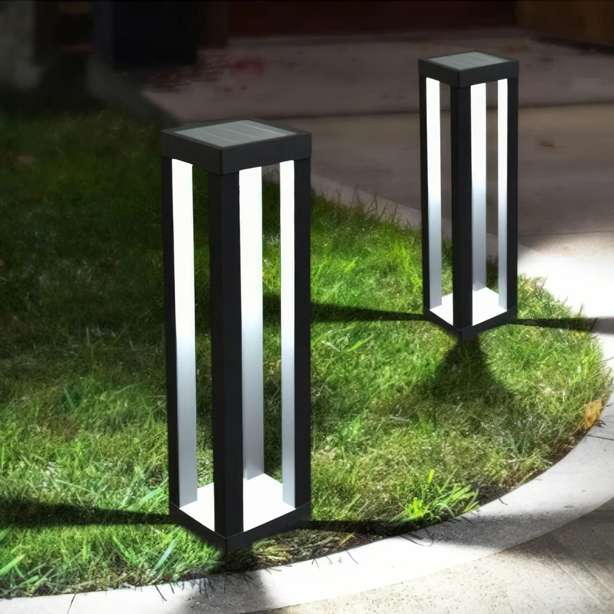Lampa solara gradina LED SMD alb cald, 46 cm, iluminare 360, cu tarus exterior