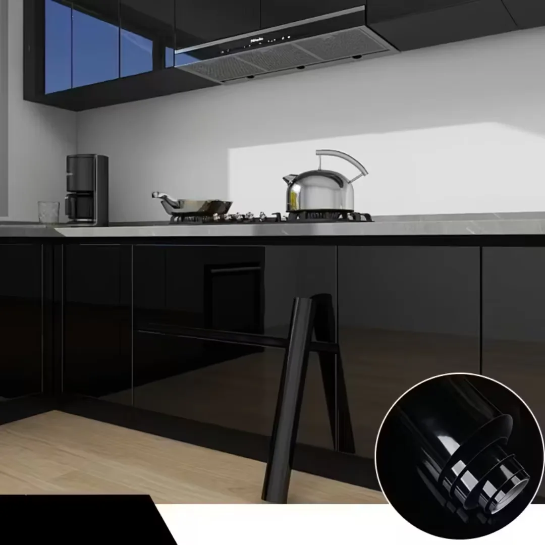 Folie Autoadeziva Neagra Macvi® Rezistenta la Caldura 10 m x 60 cm, Impermeabila si Anti-Ulei, Tip Rola, Pentru Bucatarie si Mobilier, Finisaj Lucios - imagine 3