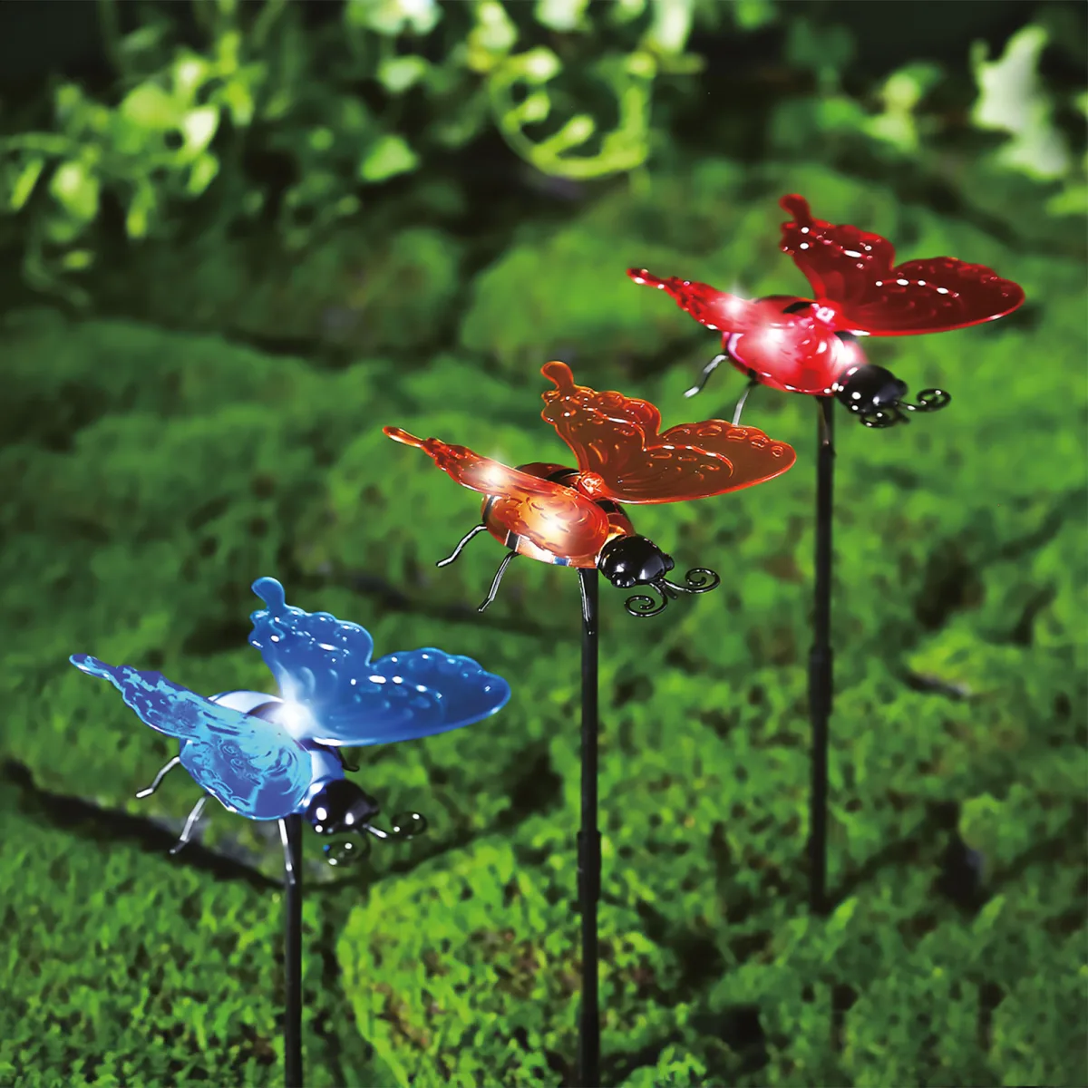 Lampa solara fluture cu tarus si suspendare 4 LED alb rece, decor gradina exterior