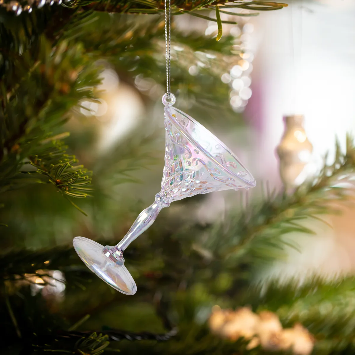 Decoratiune brad Craciun cupa acril irizat 9.2 cm, ornament transparent multicolor