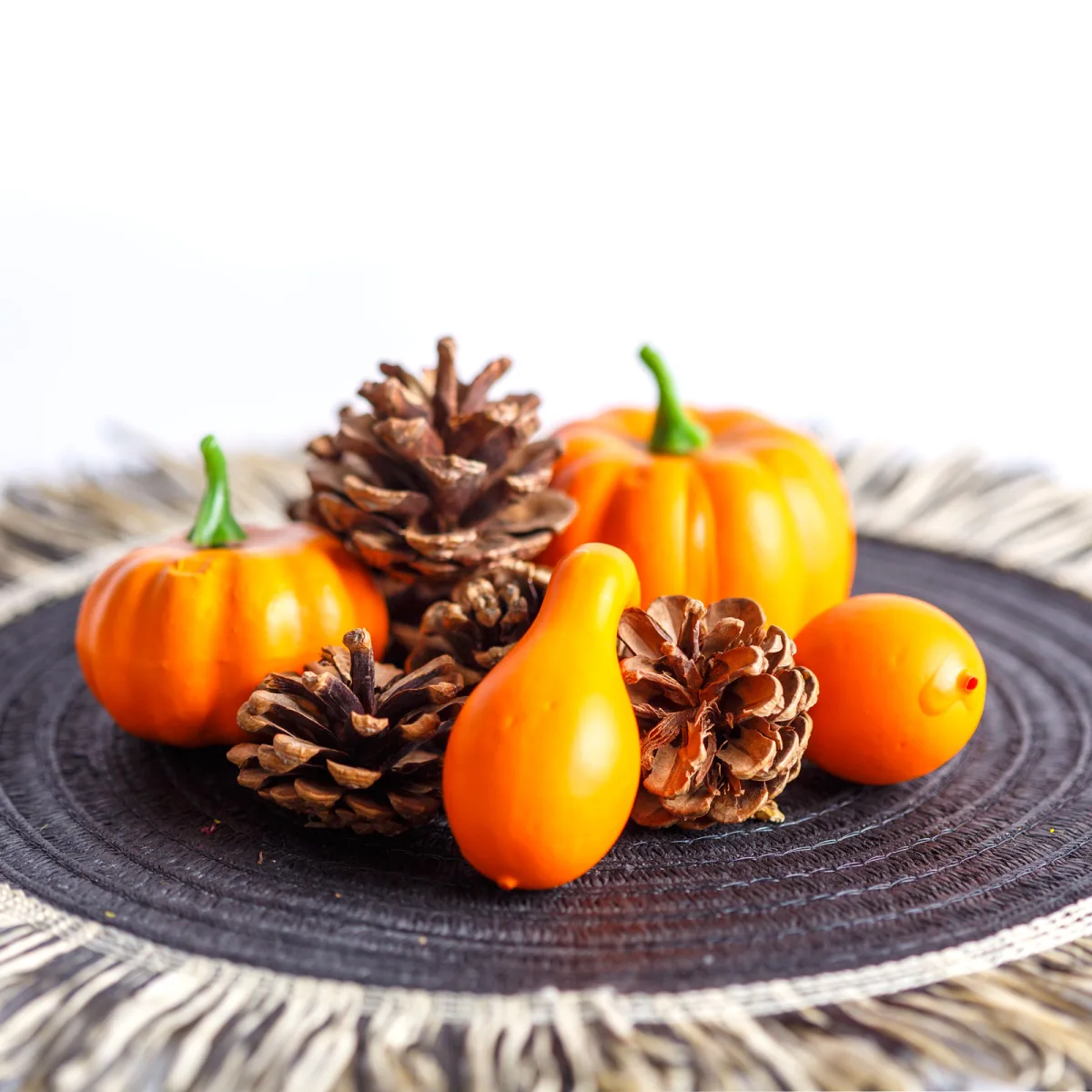 Set decoratiuni toamna, dovleci si conuri, 9 piese, ornament decorativ 5-7 cm