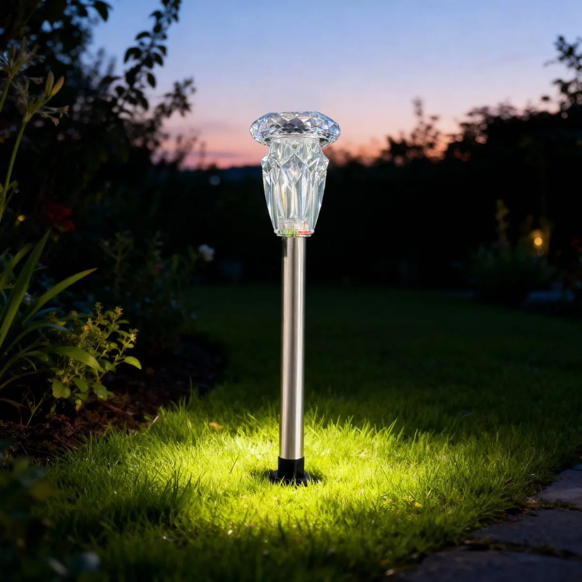 Lampa solara gradina LED alb cald, crom, efect cristal, cu tarus, exterior