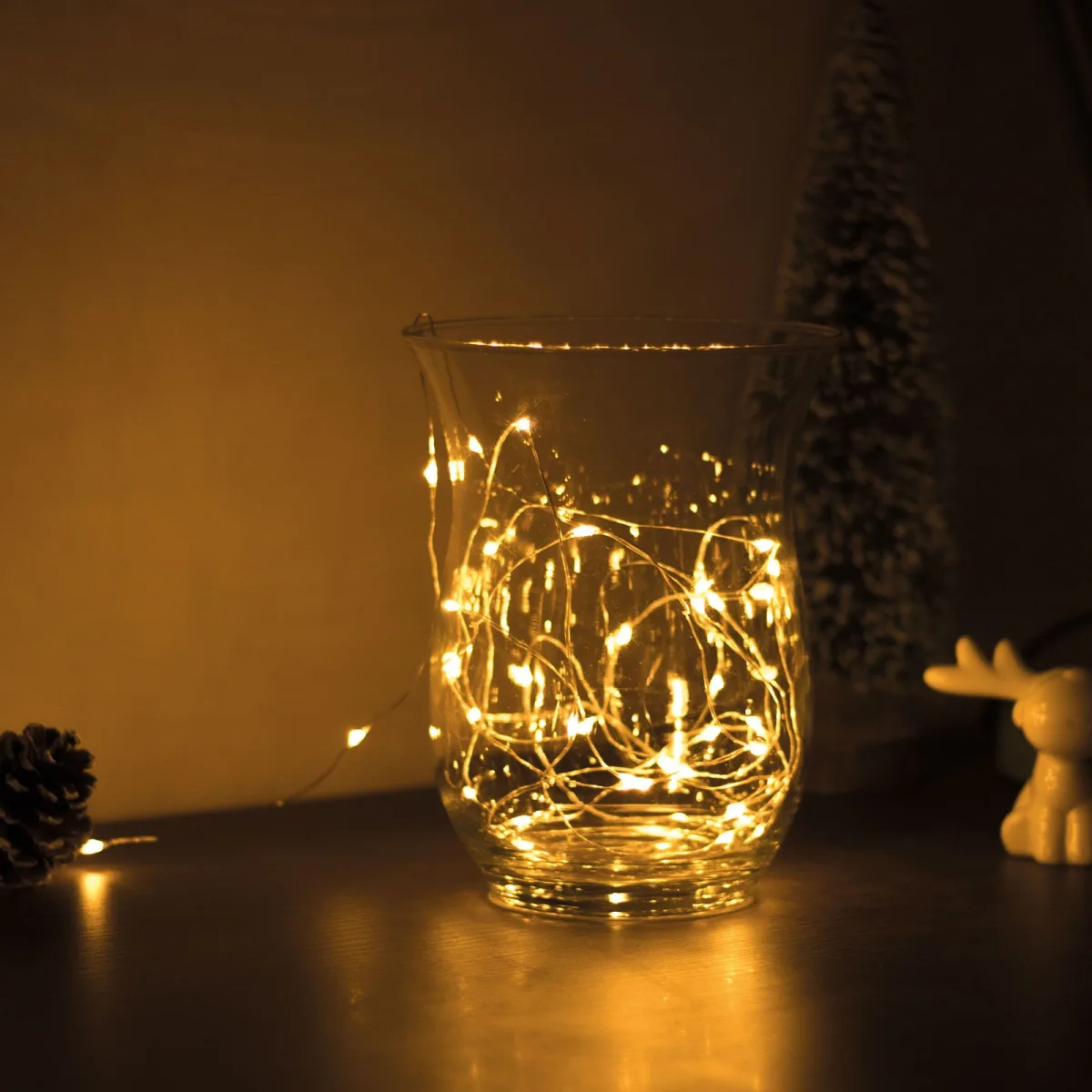 Şir de lumini LED de Crăciun - 5 m -50 LED - alb cald, 3xAA