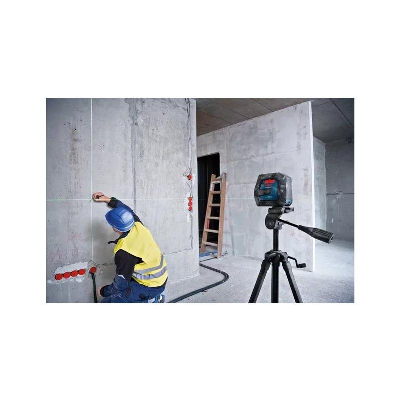 nivela laser cu linii verzi (15 m) bosch gll 2-15 g + suport universal lb 10 + trepied bt 150 2 Nivela laser cu linii verzi (15 m) Bosch GLL 2-15 G + Suport universal LB 10 + Trepied BT 150 - imagine 2