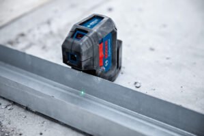 Nivela cu 3 puncte cu laser verde Bosch GPL 3 G, 30 m