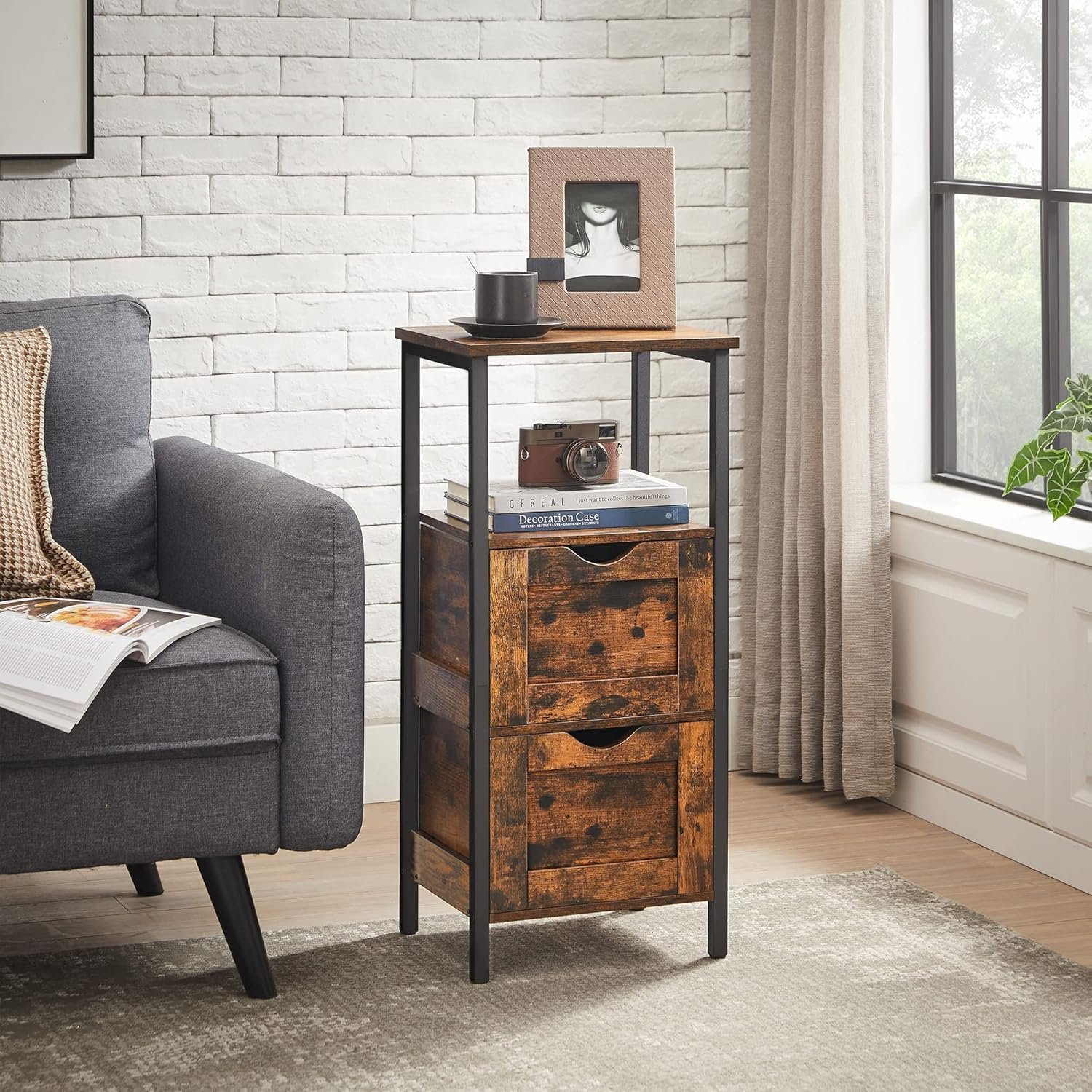 VASAGLE Noptiera inalta, din MDF, cu 2 sertare reglabile, 37x30x80 cm, maro rustic 4 VASAGLE Noptiera inalta, din MDF, cu 2 sertare reglabile, 37x30x80 cm, maro rustic - imagine 4