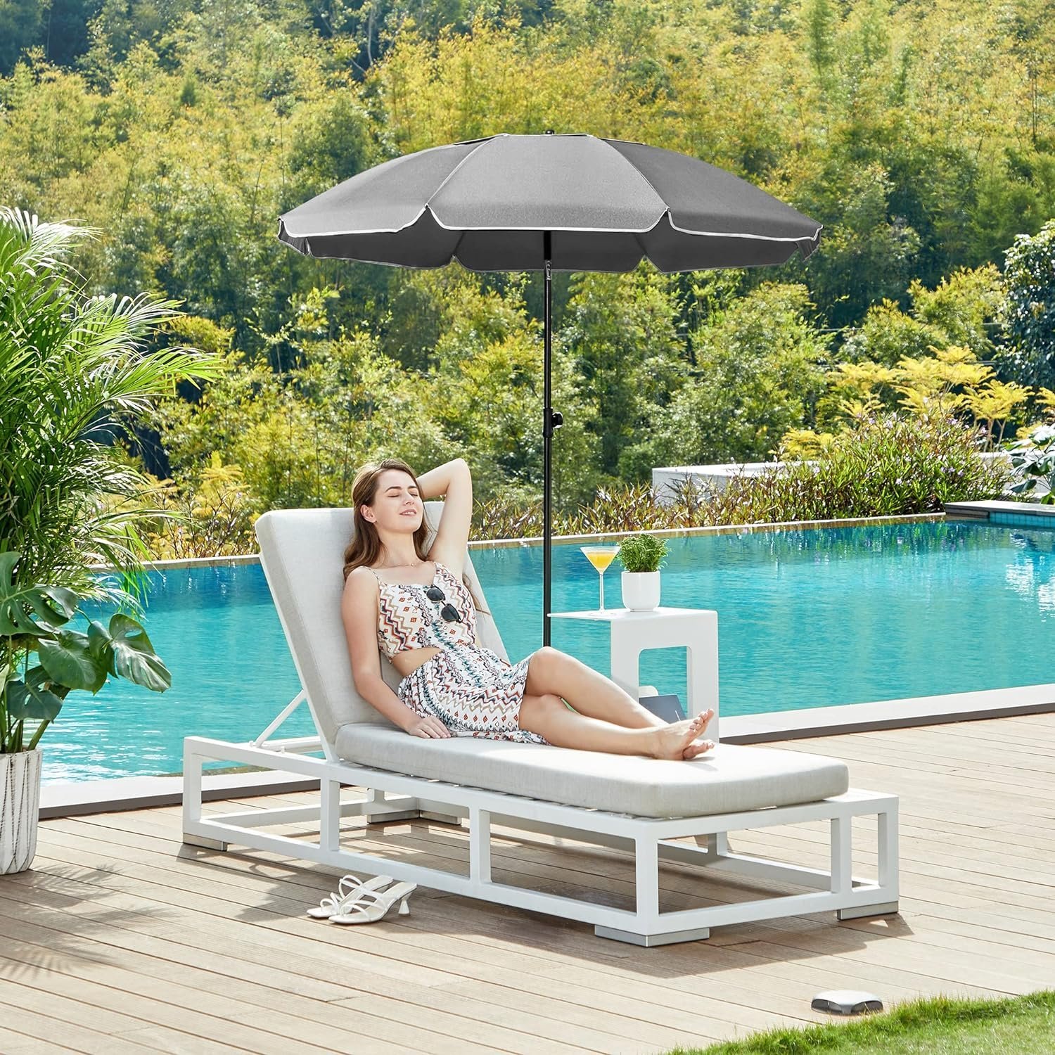 songmics umbrela terasa gradina sau plaja, cu inclinare, husa, diametru 200cm, gri 3 SONGMICS Umbrela terasa gradina sau plaja, cu inclinare, husa, diametru 200cm, gri - imagine 3