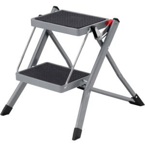 SONGMICS Scara pliabila cu 2 trepte, cauciuc antiderapant, cu maner, sarcina 150 kg, otel, 50x60x44cm, gri si negru