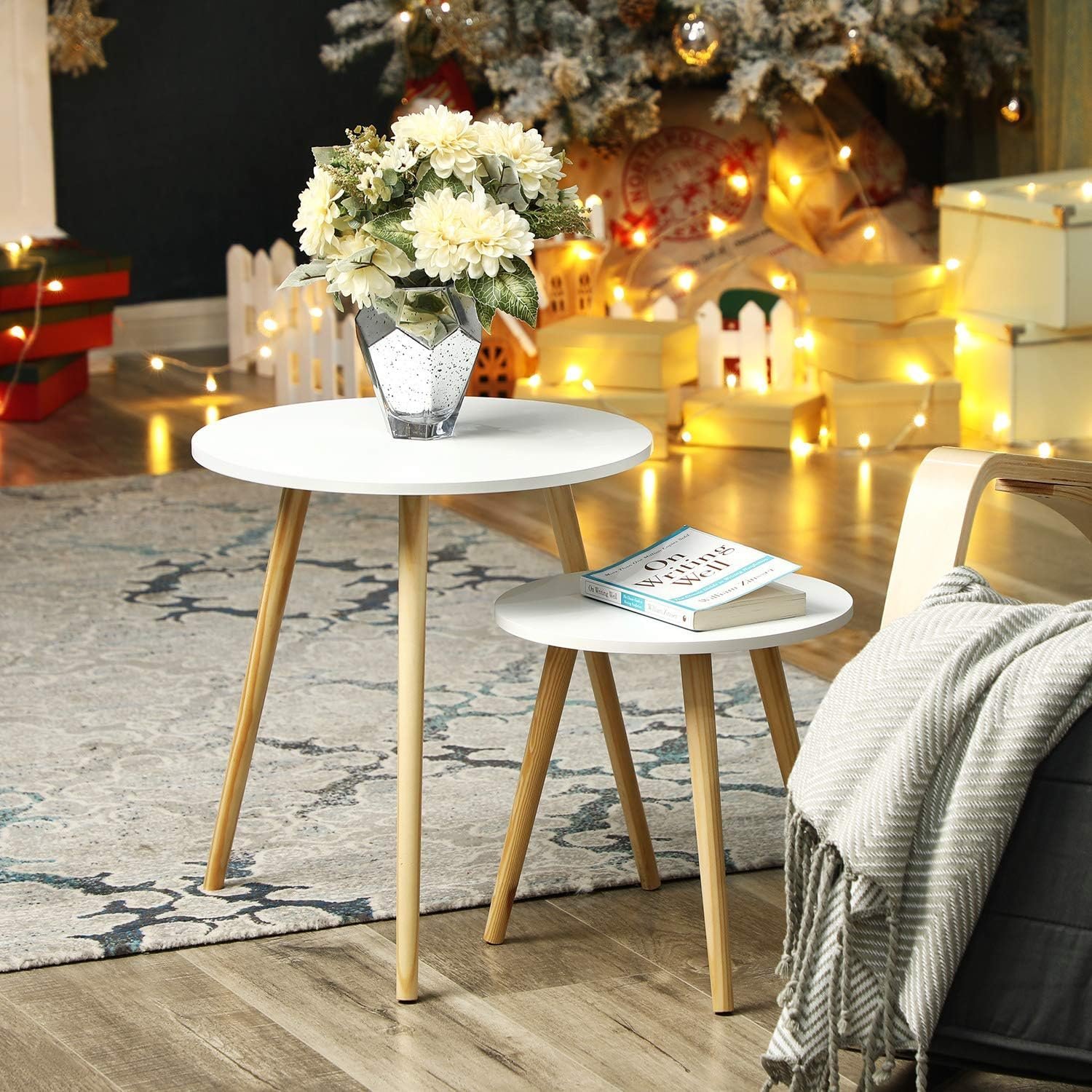 vasagle masa de cafea, set de 2 bucati, picioare din lemn si blat mdf, design minimalist scandinav, 45x50cm si 35x35cm, alb 2 VASAGLE Masa de cafea, set de 2 bucati, picioare din lemn si blat MDF, design minimalist scandinav, 45x50cm si 35x35cm, alb - imagine 2