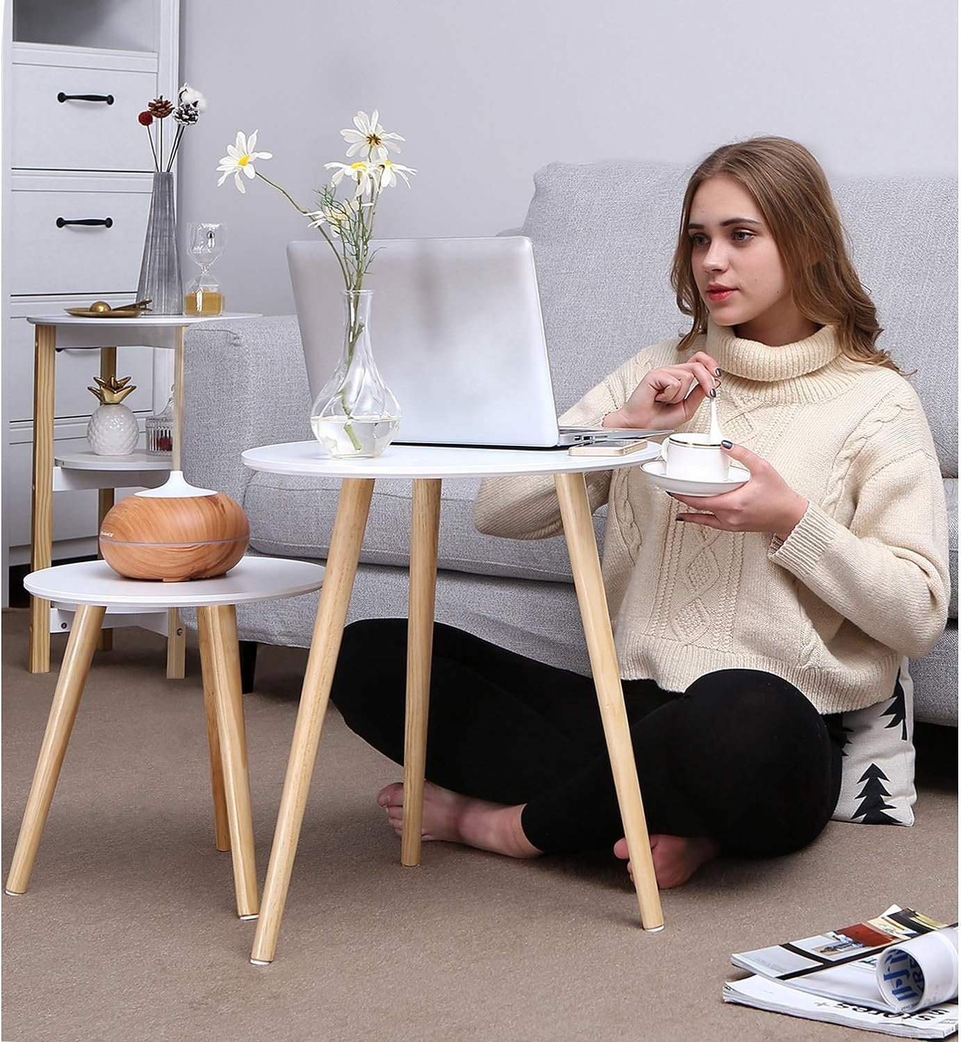 vasagle masa de cafea, set de 2 bucati, picioare din lemn si blat mdf, design minimalist scandinav, 45x50cm si 35x35cm, alb 3 VASAGLE Masa de cafea, set de 2 bucati, picioare din lemn si blat MDF, design minimalist scandinav, 45x50cm si 35x35cm, alb - imagine 3