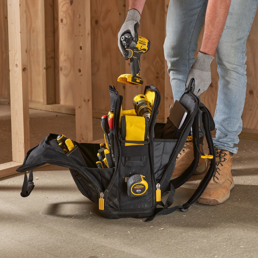stanley fmst1-80144, rucsac fatmax cu acces rapid la scule, baza rigida si impermeabila, curele de umar captusite, max. 25kg 3 Stanley FMST1-80144, Rucsac Fatmax cu acces rapid la scule, baza rigida si impermeabila, curele de umar captusite, max. 25kg - imagine 3