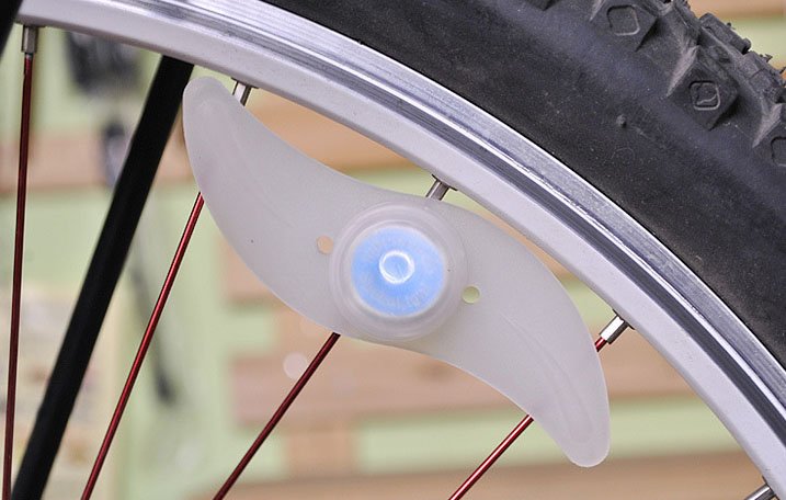lumina led ambientala pentru bicicleta - albastru 3 Lumina LED Ambientala pentru bicicleta - ALBASTRU - imagine 3