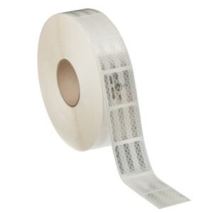 Banda reflectorizanta adeziva intrerupta pentru prelate – ALBA (rola 5cm x 45m)