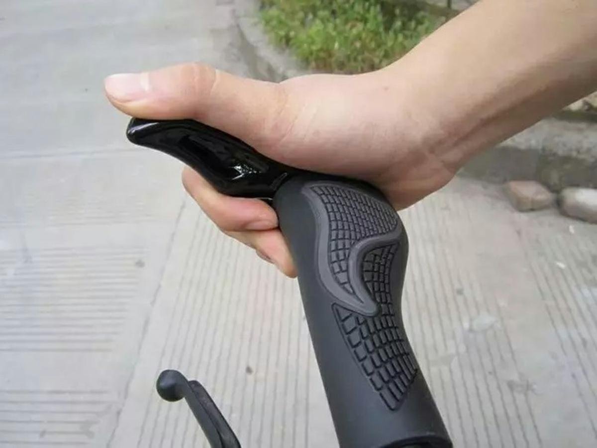 set 2 ghidoane, manere bicicleta, forma anatomica, avx-rw23 7 Set 2 ghidoane, manere bicicleta, forma anatomica, AVX-RW23 - imagine 7