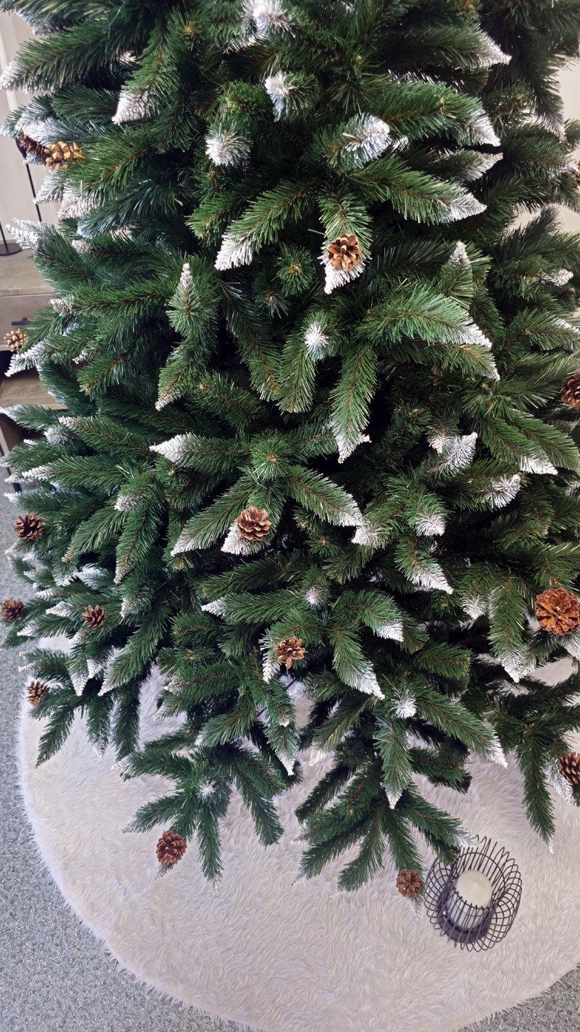 Brad artificial Christmas Deluxe by Sersimo, Danemark, 2D, 220cm 3 Brad artificial Christmas Deluxe by Sersimo, Danemark, 2D, 220cm - imagine 3