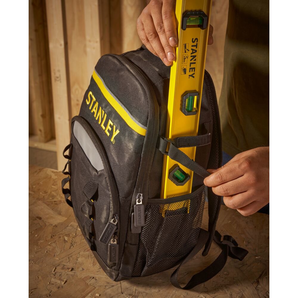 stanley stst1-72335 rucsac pentru scule, 600 den, comp. laptop, 35 x 47.5 x 18.5cm, max 15l, max 15kg 5 Stanley STST1-72335 Rucsac pentru scule, 600 DEN, comp. laptop, 35 x 47.5 x 18.5cm, max 15L, max 15kg - imagine 5