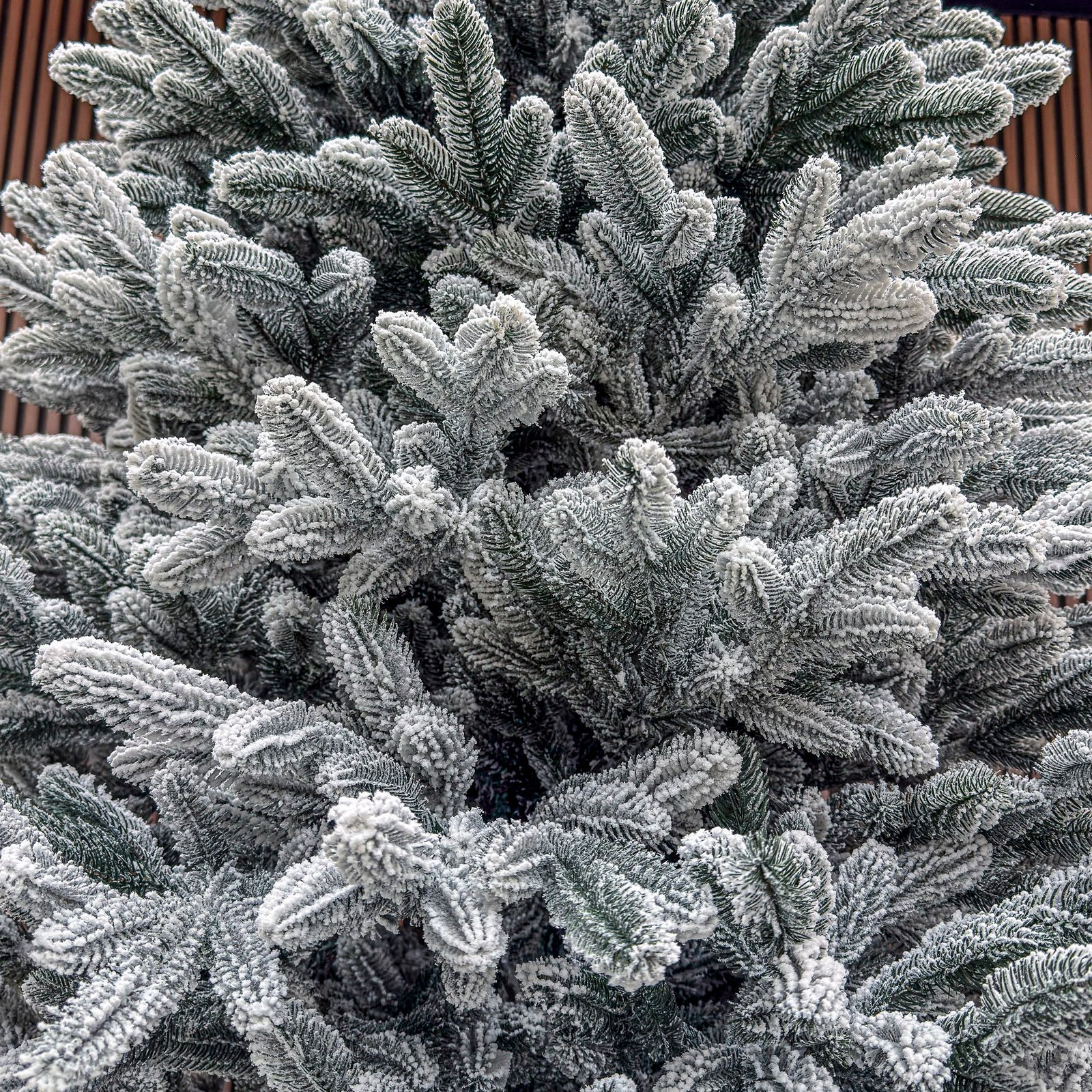 Brad artificial Christmas Deluxe by Sersimo, Laponia Select nins, integral 3D, 250cm 3 Brad artificial Christmas Deluxe by Sersimo, Laponia Select nins, integral 3D, 250cm - imagine 3