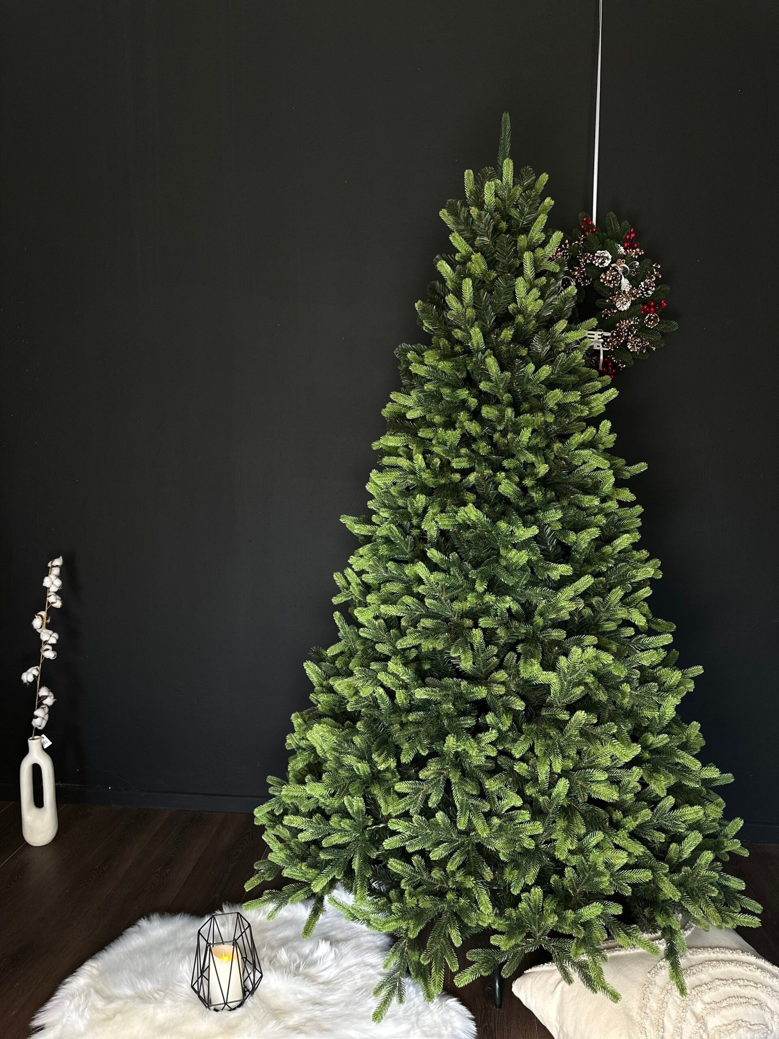 Brad artificial Christmas Deluxe by Sersimo, Carpati cu varfuri verzi, 2D+3D, 210cm 2 Brad artificial Christmas Deluxe by Sersimo, Carpati cu varfuri verzi, 2D+3D, 210cm - imagine 2