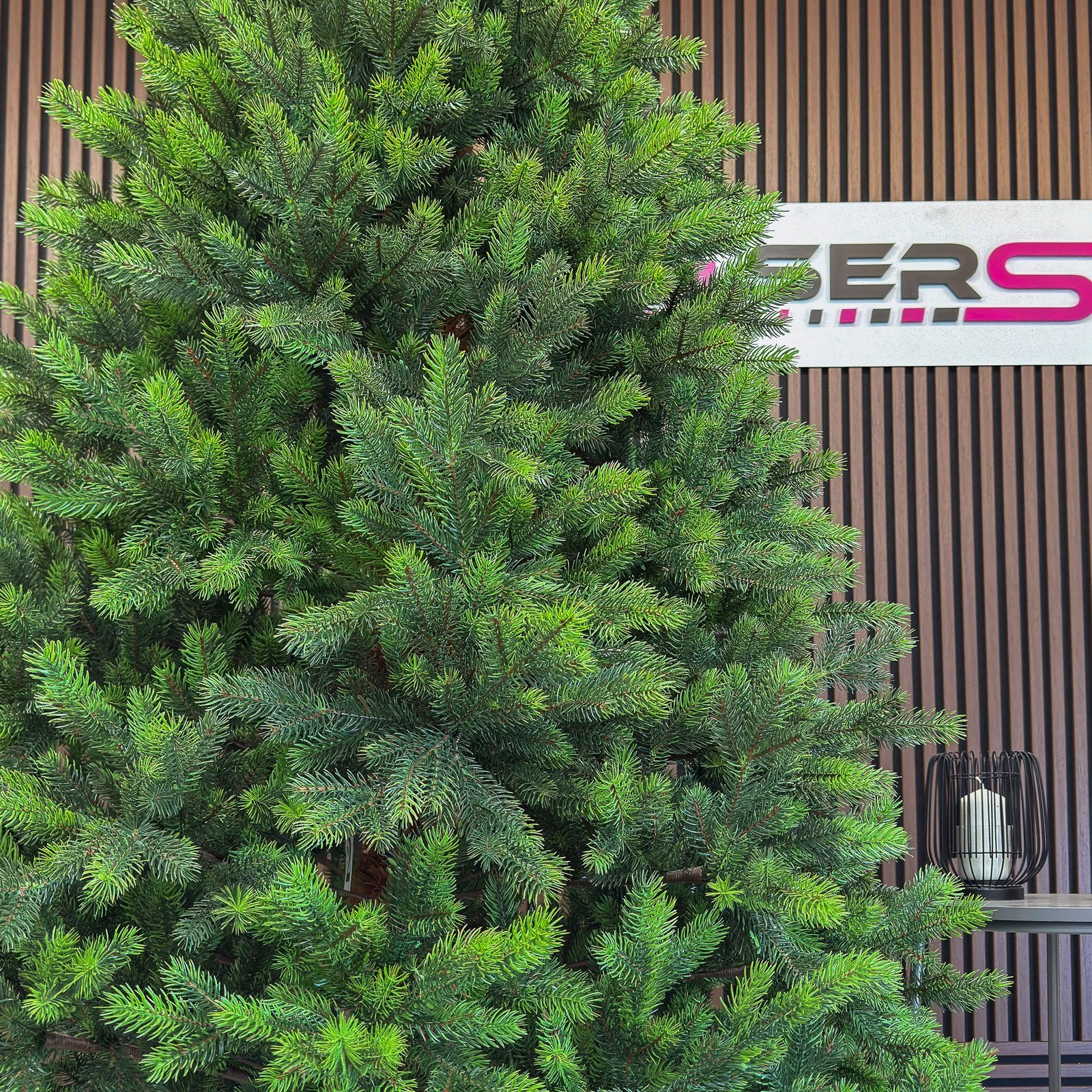 Brad artificial Sersimo, Hollandia, verde cu varfuri verzi, integral 3D, 180 cm 2 Brad artificial Sersimo, Hollandia, verde cu varfuri verzi, integral 3D, 180 cm - imagine 2