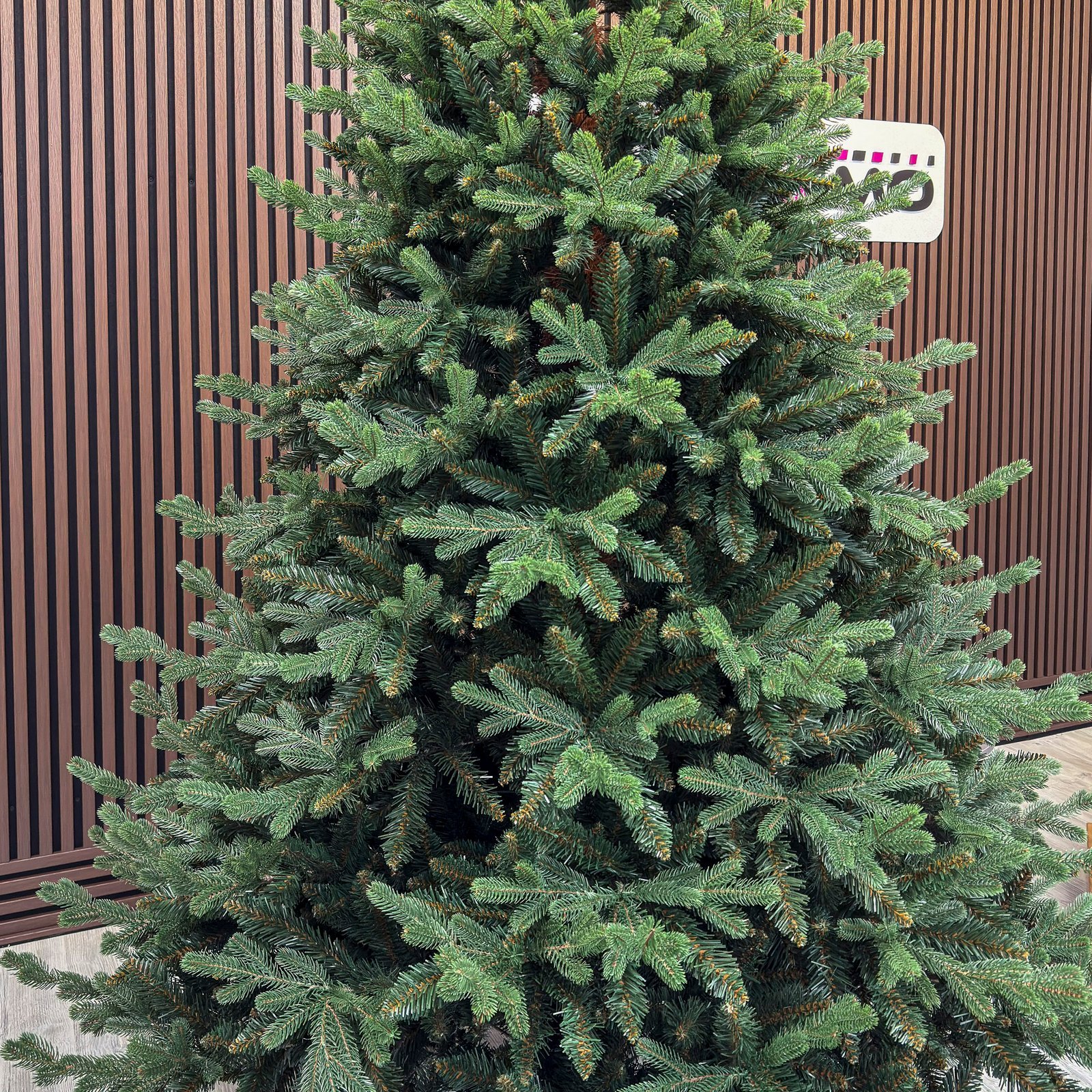brad artificial christmas deluxe by sersimo, royal felara, 2d+3d, 210cm 3 Brad artificial Christmas Deluxe by Sersimo, Royal Felara, 2D+3D, 210cm - imagine 3