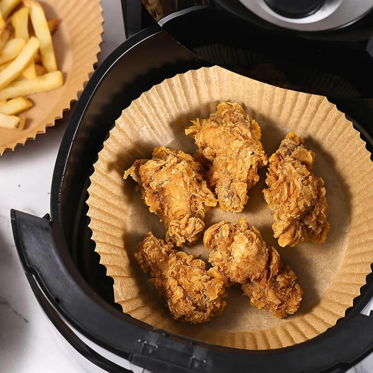 Hartie de copt air fryer rotunda 23 cm, 50 buc, antiaderenta, rezistenta 220°C - imagine 3