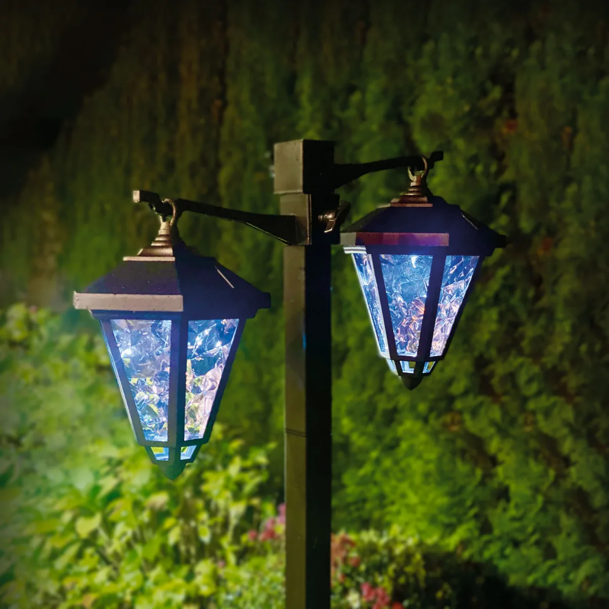 Lampa solara LED tip candelabru 137 cm 2 LED alb rece pentru gradina, alei, terasa IP44