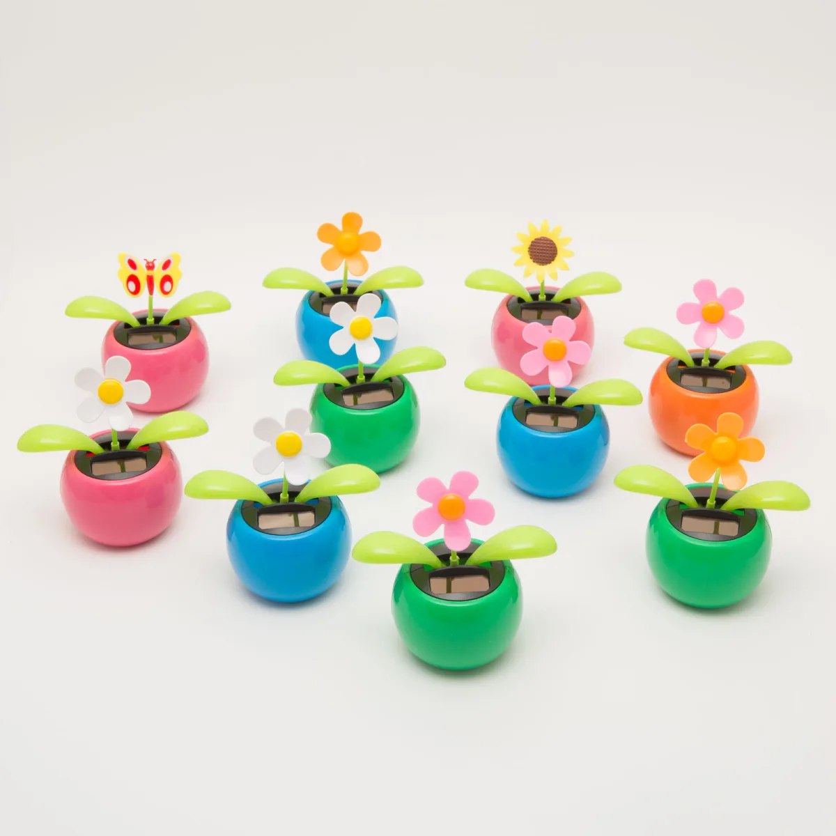 Flori decorative solare în mai multe culori
