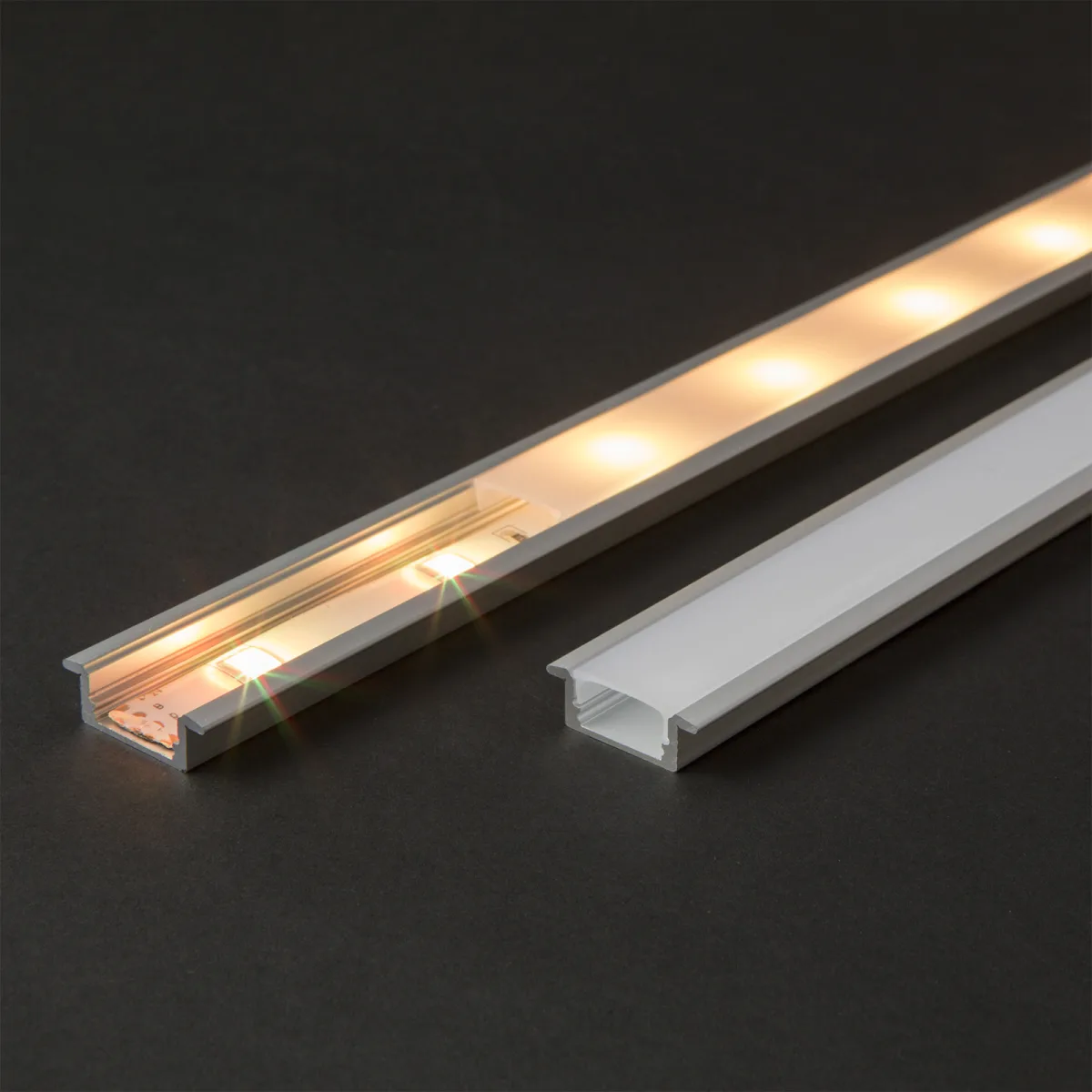 Șină profilată din aluminiu pentru LED