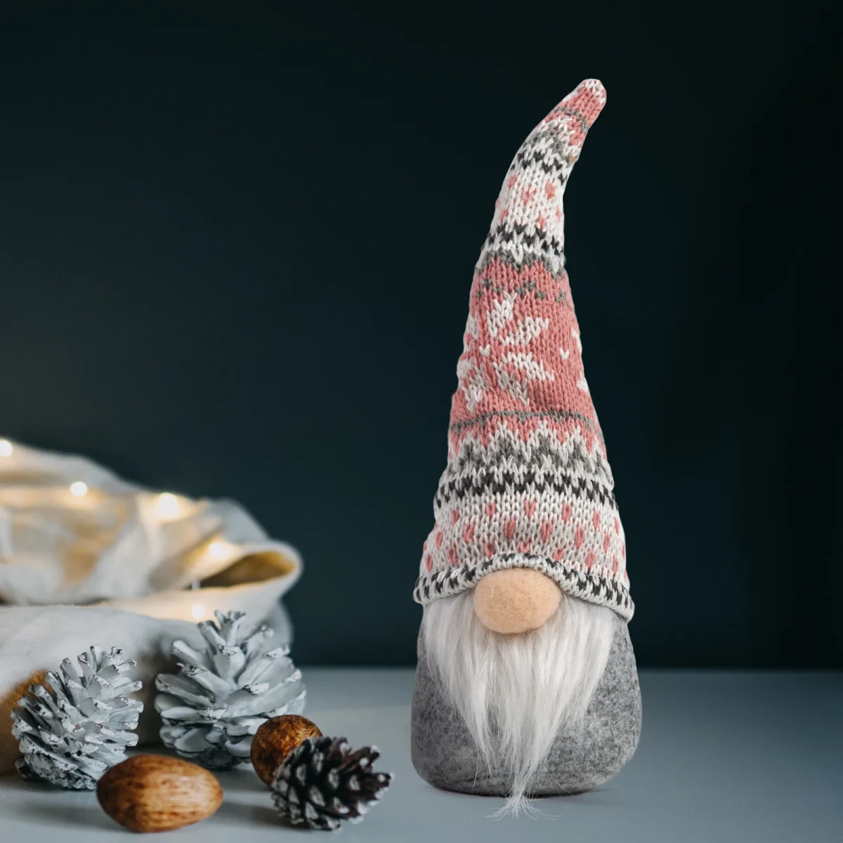 Figurina gnom scandinav decorativ de Craciun, textil, 22 cm, 4 modele - imagine 7