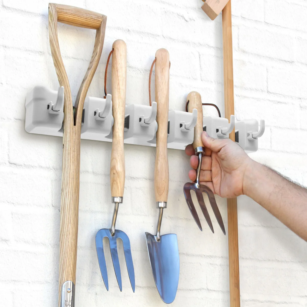 Suport unelte perete universal, 5 pozitii, 45 cm, interior exterior, fixare suruburi, gri