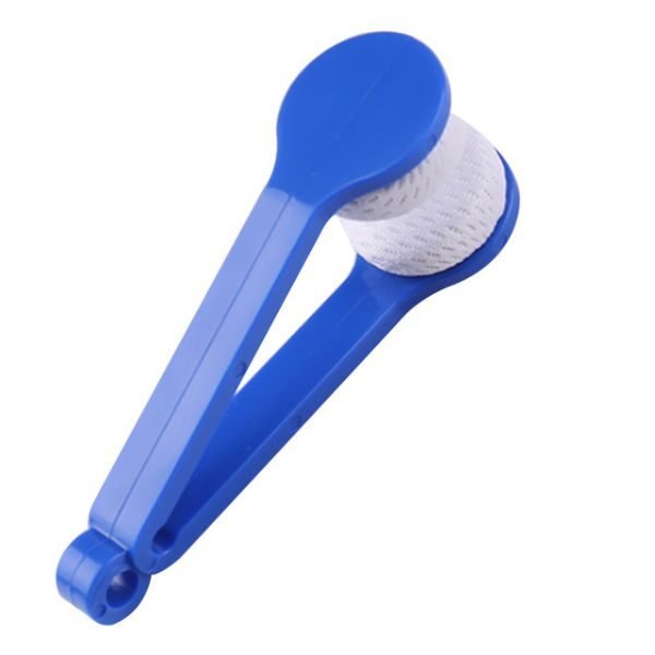 Instrument cu 2 capete din microfibra pentru curatarea si intretinerea lentilelor de ochelari, 7×2 cm, Albastru