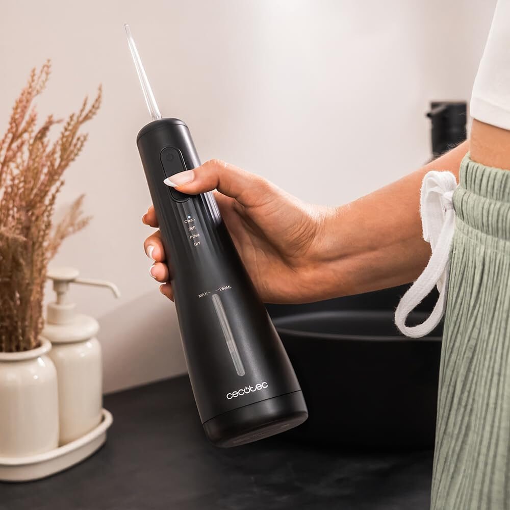 irigator bucal cecotec toothcare jet liberty, 1600 pulsatii, 8 capete diferite, 250ml, 130 psi, 4 moduri, portabil 5 Irigator bucal Cecotec ToothCare Jet Liberty, 1600 pulsatii, 8 capete diferite, 250ml, 130 PSI, 4 moduri, portabil - imagine 5