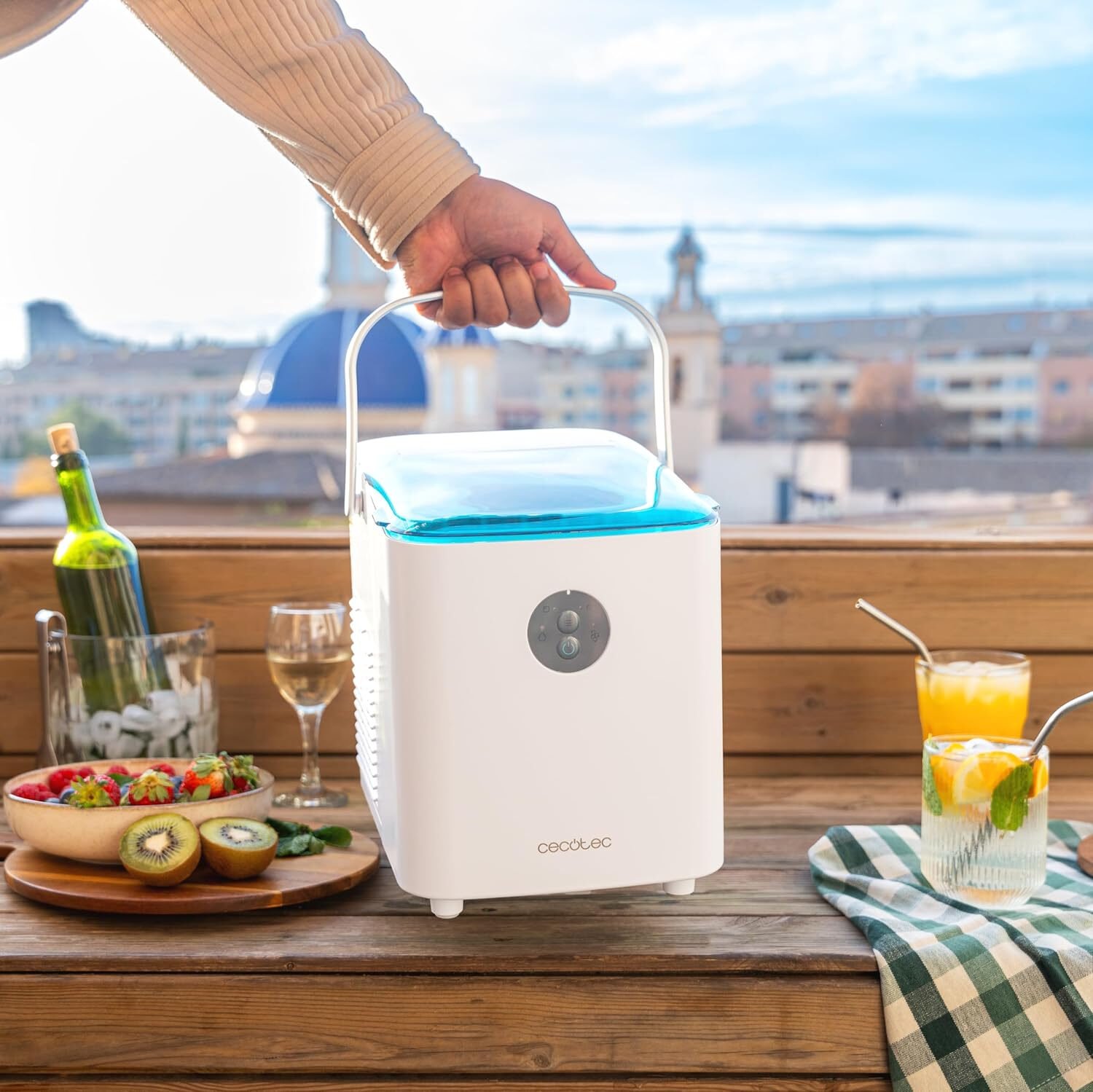 masina de facut cuburi de gheata cecotec chillin ice 1200 go, 12kg 24h, 120w 3 Masina de facut cuburi de gheata Cecotec Chillin Ice 1200 Go, 12kg 24h, 120W - imagine 3
