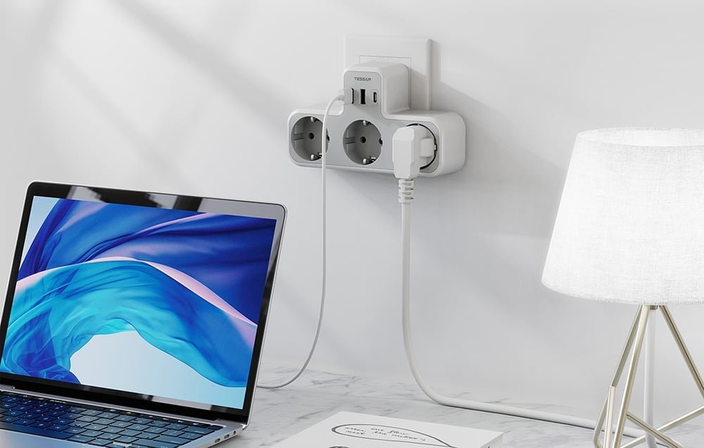 priza multipla tessan ts-323-c, 3 prize, 1 port usb-c, 2 porturi usb, 240 v, alb ,2500w 10a 3 Priza Multipla Tessan TS-323-C, 3 Prize, 1 port USB-C, 2 Porturi USB, 240 V, Alb ,2500W 10A - imagine 3