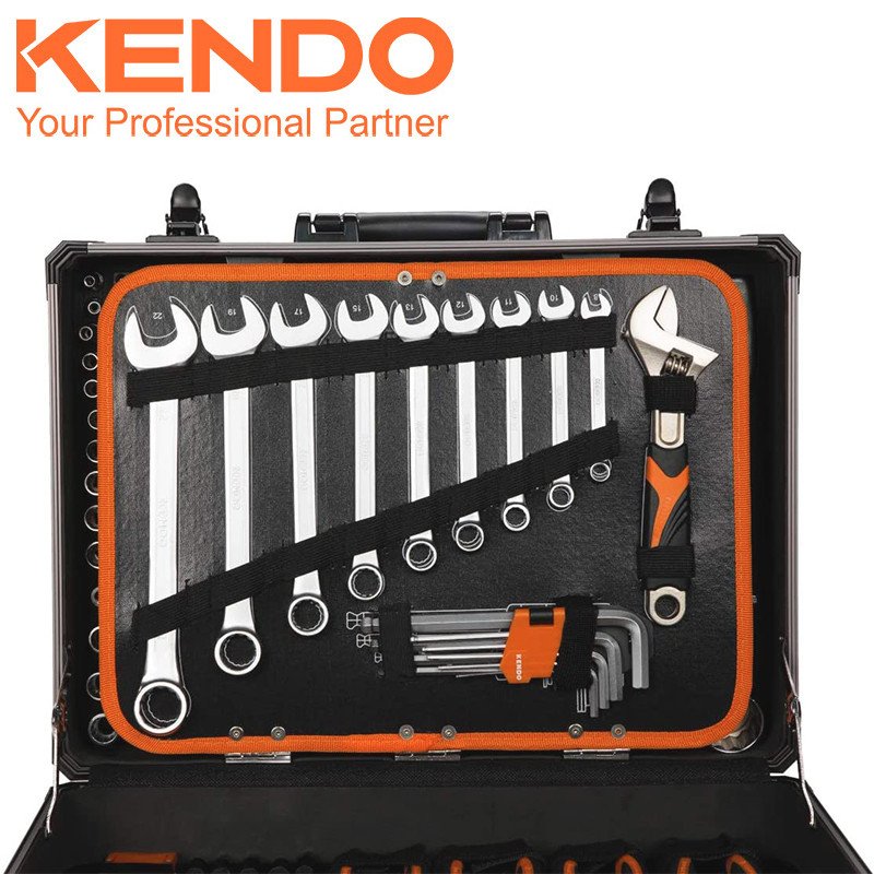 set de scule 161 buc, valiza de aluminiu, cod 90703 6 Set de scule 161 buc, valiza de aluminiu, cod 90703 - imagine 6